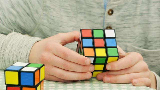 Langkah-Langkah Rumus Rubik 3x3 Yang Mudah Diikuti Untuk Pemula