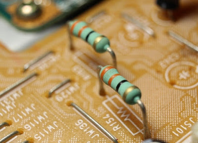 √ Pengertian dan Cara Menghitung Nilai Resistor Berdasarkan Bentuknya